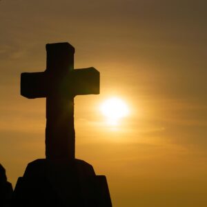 cross, sunset, silhouette, god, religion, christianity, religious, christian, spirituality, faith, belief, christ, hope, prayer, spiritual, worship, nature, pray, sunlight, love, catholicism, church, forgiveness, salvation, sunrise, symbol
